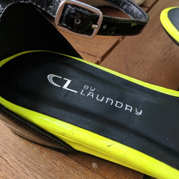 CL by Laundry Zebra Sandals Serafina Size 8 - Picture 8 of 8